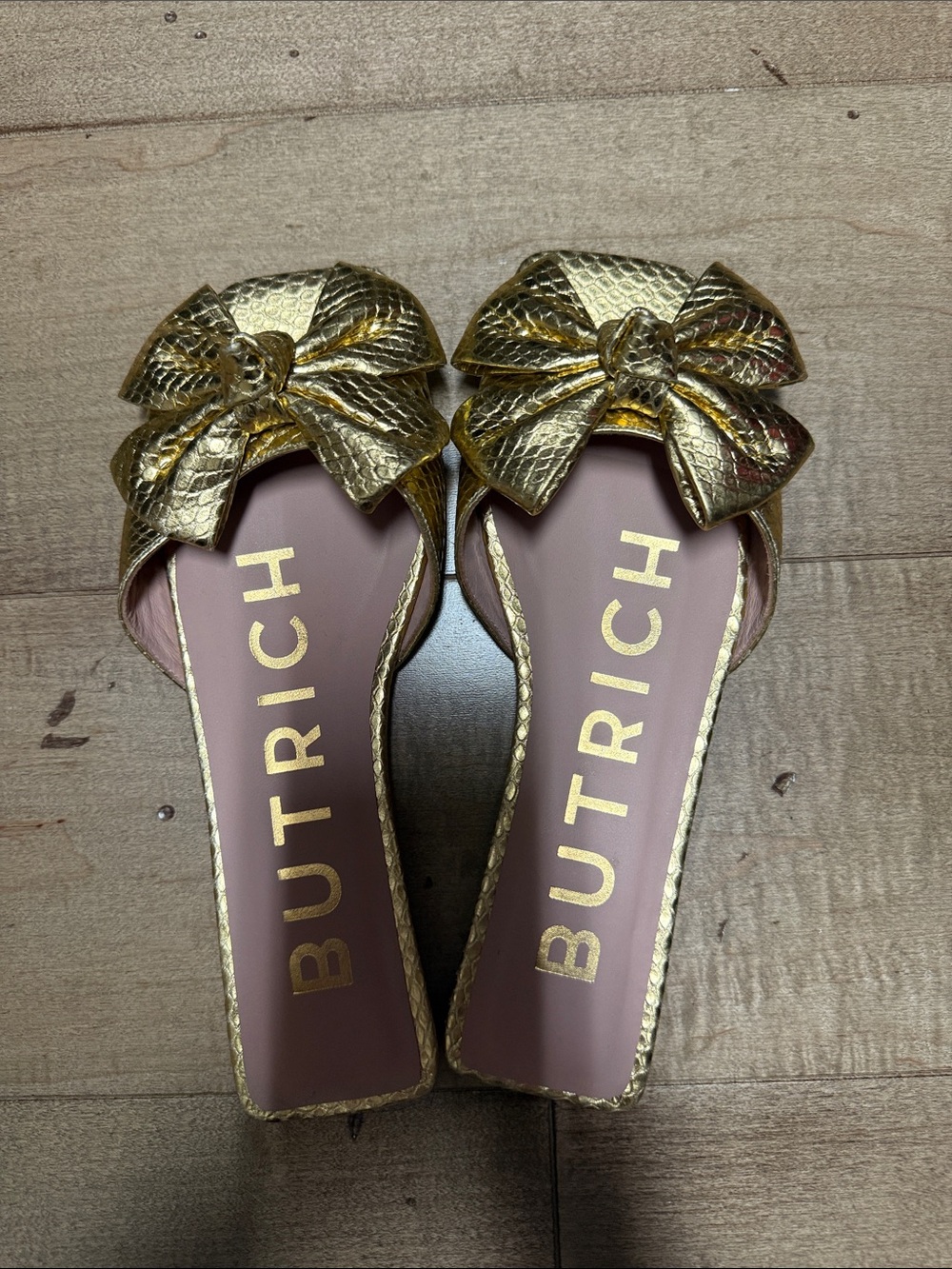 BUTRICH Metallic Gold Bow Slip-On Mules